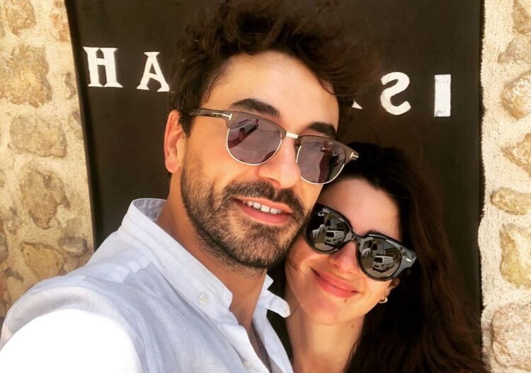 Nesrin Cavadzade’den sevgilisi Gökhan Alkan’a doğum günü sürprizi! Oyuncu çiftin kıyafet tercihleri dikkat çekti