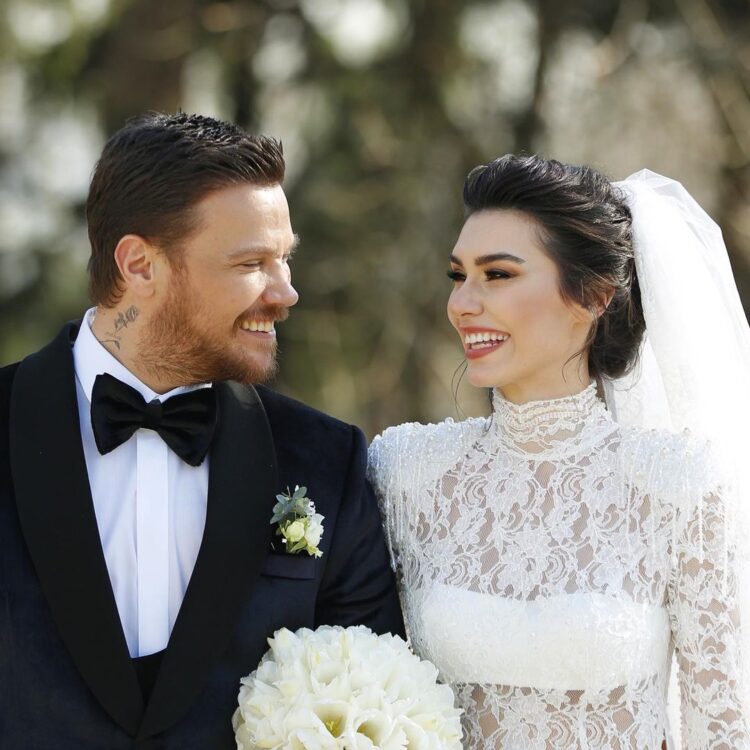Sinan Akçıl ile Burcu Kıratlı