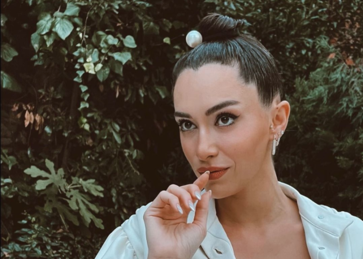 Hande Doğandemir Onur Tuna