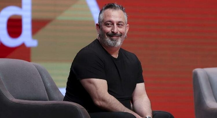 Cem Yılmaz’dan Ahmet Hakan’a ilginç gönderme!