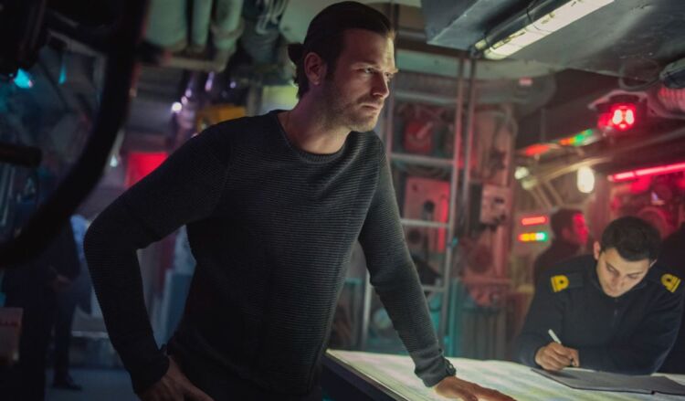 Kıvanç Tatlıtuğ'un dizisi 'Yakamoz S-245' Netflix’te yayınlandı