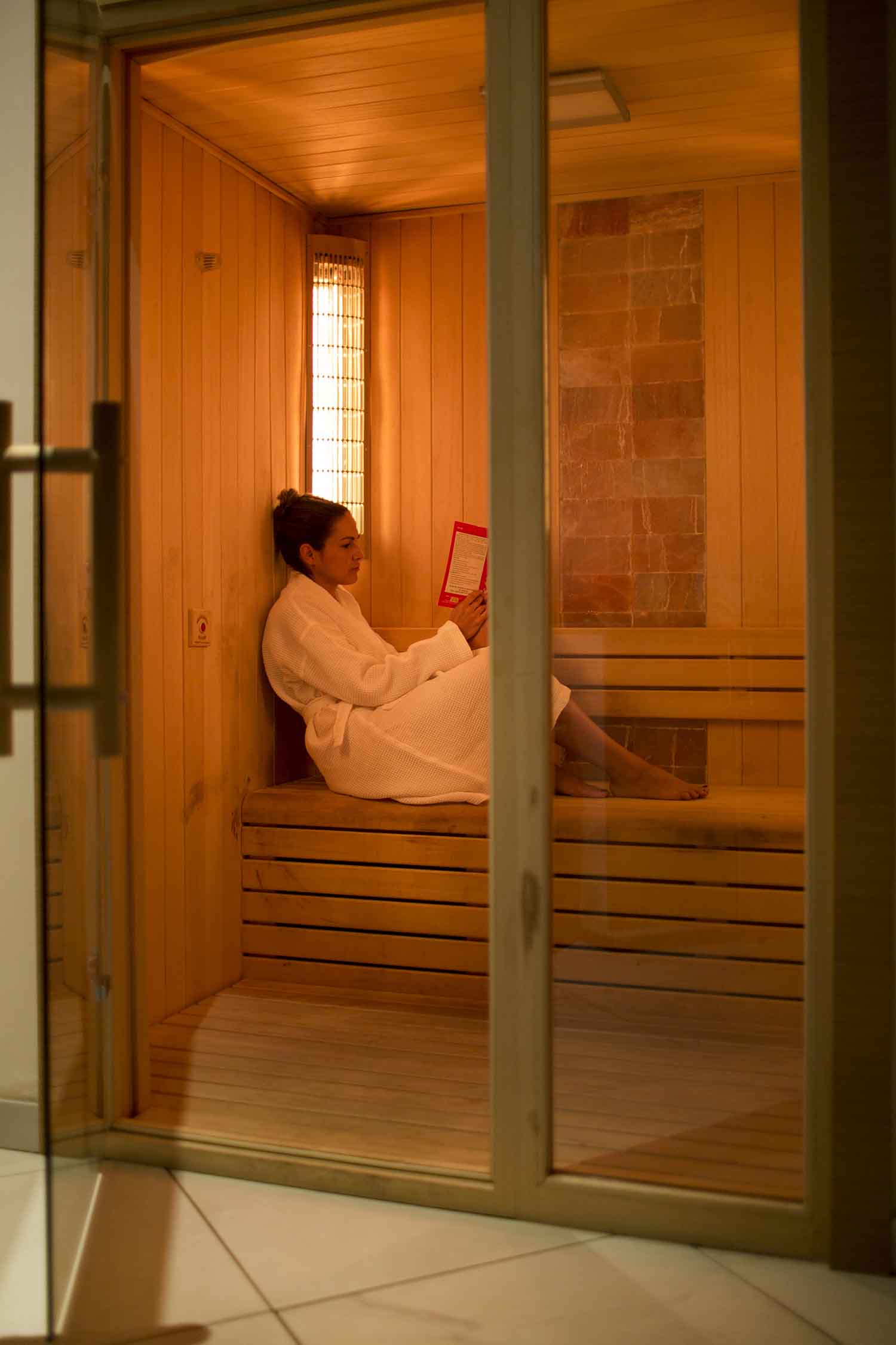 Infrared Sauna_Therapy_Photo_All Centers_2019 - All Magazine