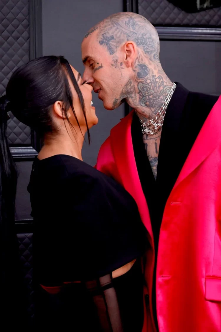 Kourtney Kardashian ve Travis Barker