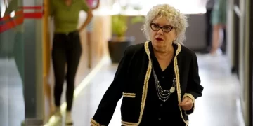 Ayşenil Şamlıoğlu