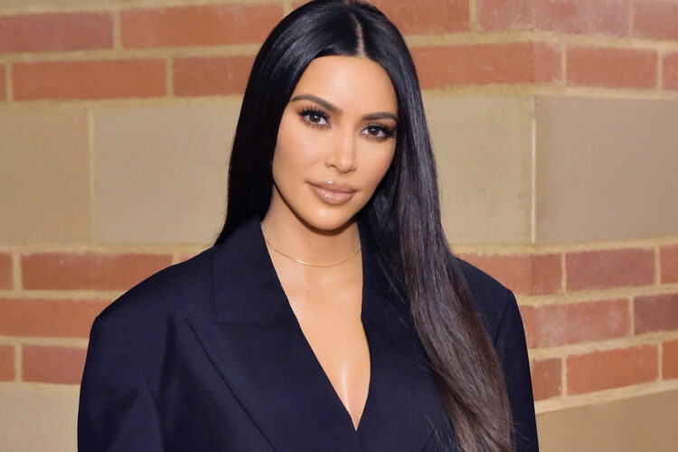 Kim Kardashian sosyal medyada alay konusu oldu