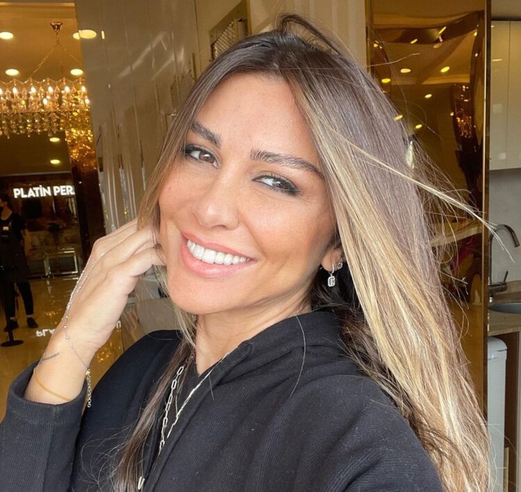 Selen Görgüzel yaptığı paylaşımla yaz sezonunu açtı