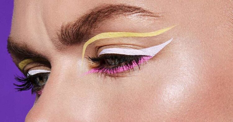 Yaratıcı görünümler için en iyi 5 renkli eyeliner
