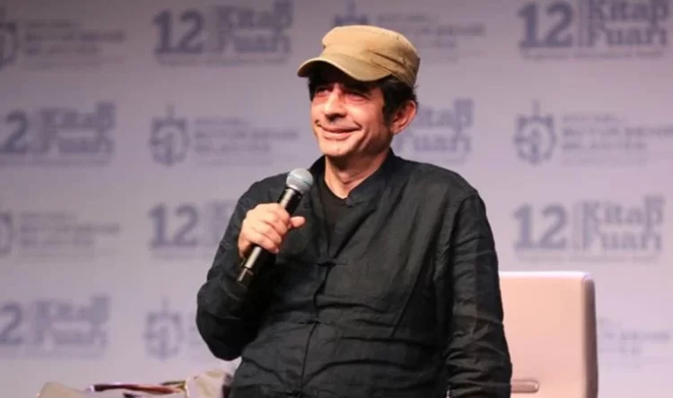 Okan Bayülgen