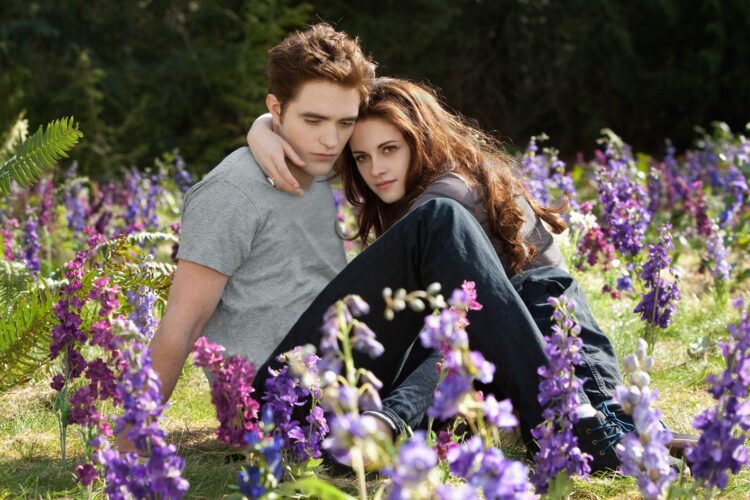 Alacakaranlık filminin Edward ve Bella’sı yeniden mi bir araya geliyor?