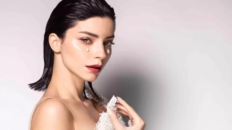 Merve Boluğur