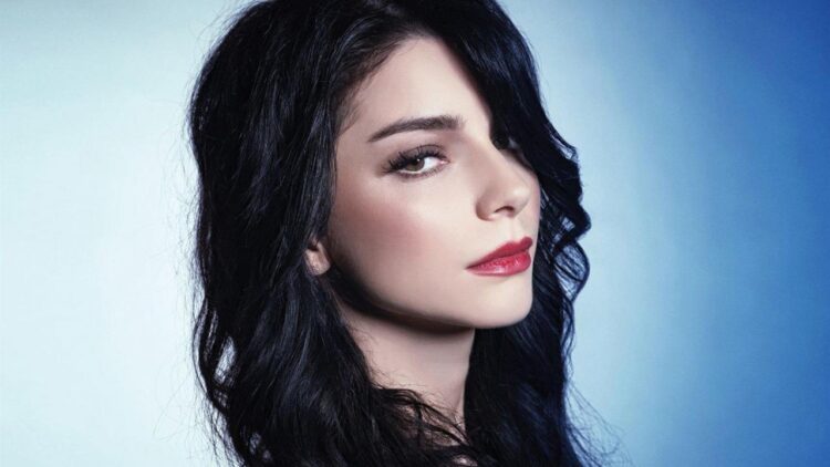 merve boluğur