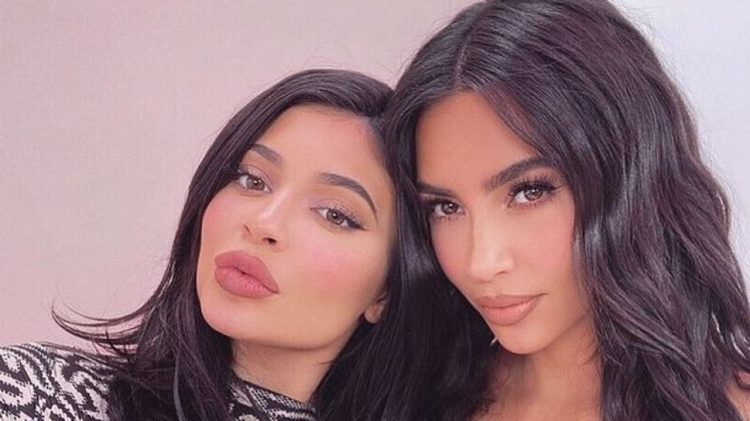 Kim Kardashian ve Kylie Jenner, Instagram’ı eleştirdi!