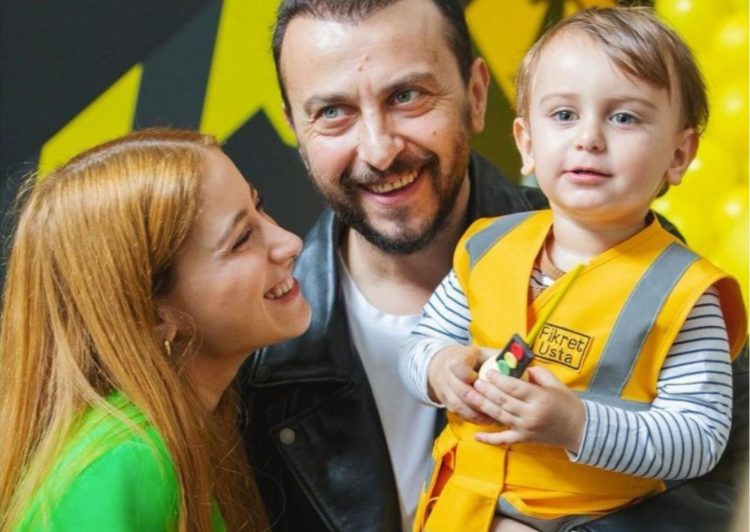 Hazal Kaya ve Ali Atay çiftinden müjdeli haber