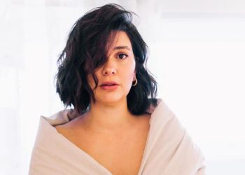 Bergüzar Korel son haliyle herkesi şaşırttı!