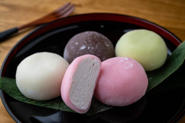 Mochi ice cream on japanese wooden plate - All Magazine