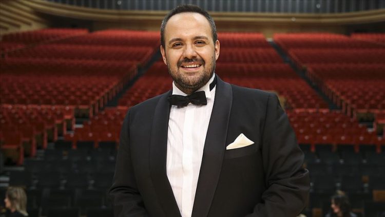 Tenor Murat Karahan başrolde sahneye çıktı!