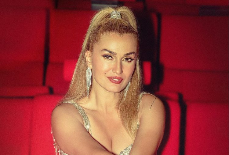 Tuğba Özay