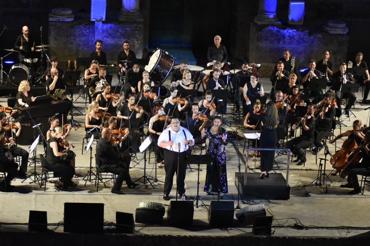 Limak Filarmoni Orkestrası’ndan sokak hayvanları için konser