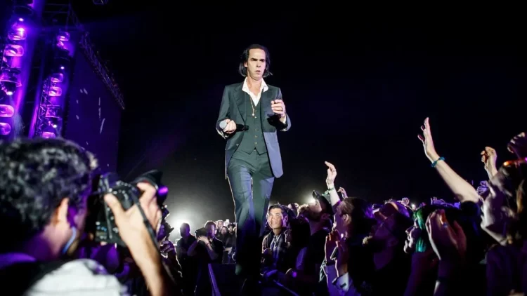Nick Cave & The Bad Seeds İstanbul’da esti geçti!