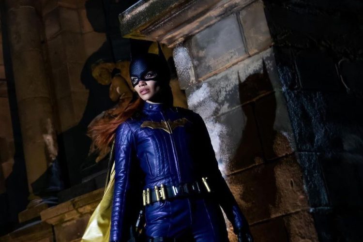 Warner Bros, ‘Batgirl’den vazgeçti!