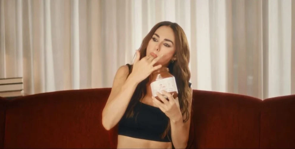 defne-samyeli-abidin-55862 - All Magazine defne samyeli