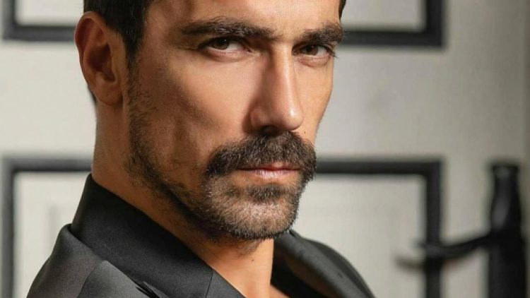 İbrahim Çelikkol