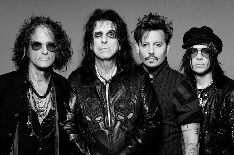 Johnny Depp ve Hollywood Vampires grubu İstanbul’a geliyor!