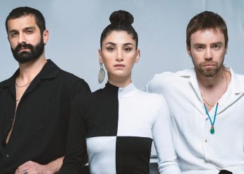 Murat Dalkılıç ve Sitare Akbaş düeti