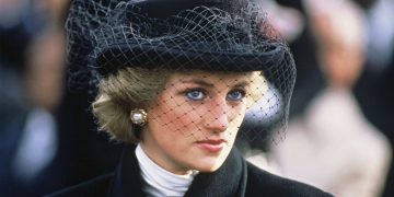 Prenses Diana ve 9 ikonik Versace görünümü