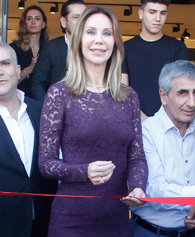 Demet Şener