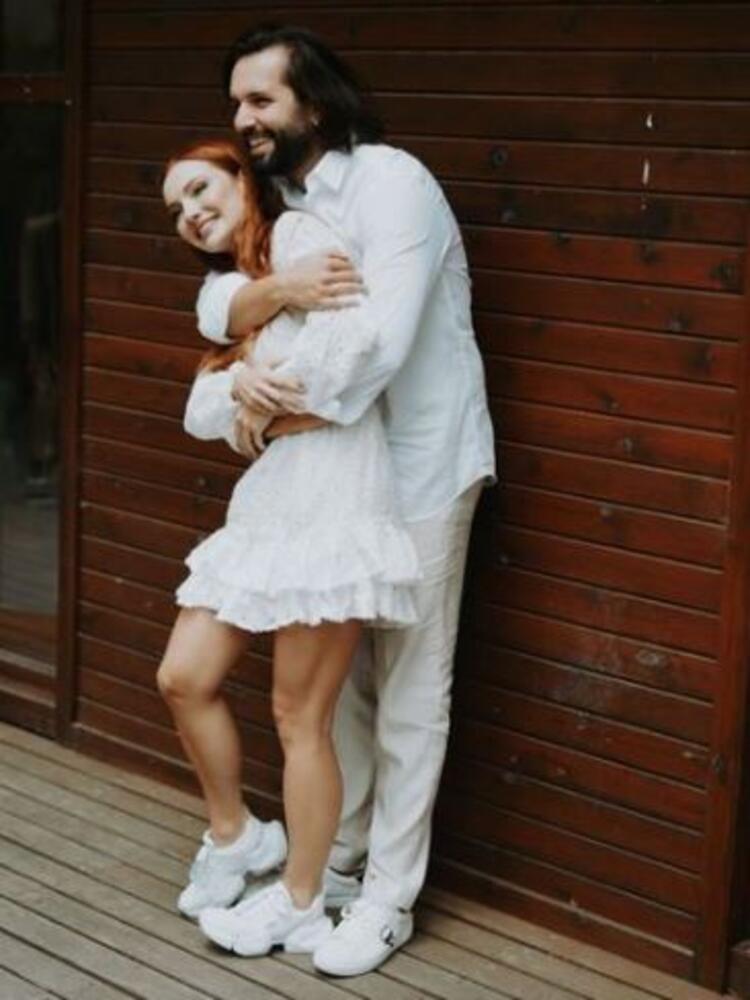 Başak Gümülcinelioğlu ile Çağrı Çıtanak çiftinin düğününden ilk kareler geldi!-3