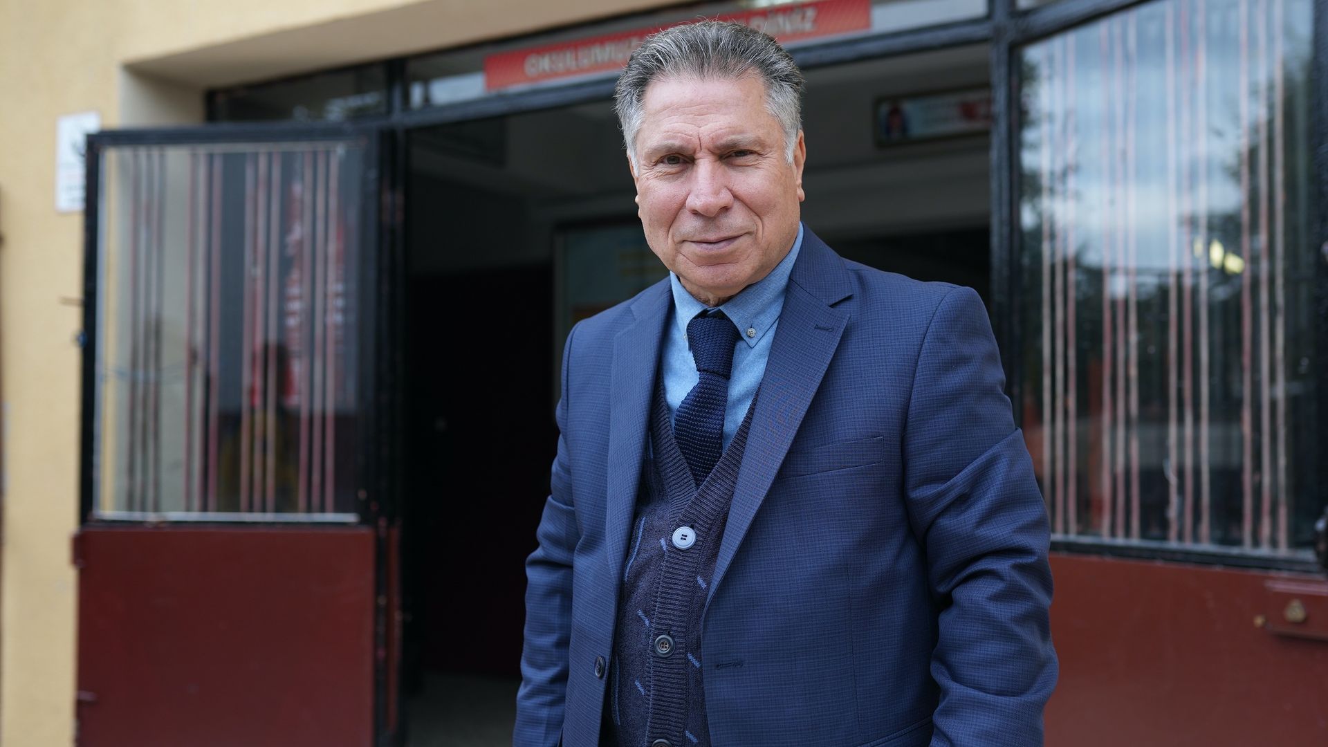 ‘Hababam Sınıfı’nın efsane ismi ‘Gelsin Hayat Bildiği Gibi’ dizisinin oyuncu kadrosuna dahil oldu!