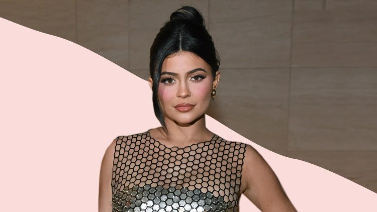 Kylie Jenner, Paris Moda Haftası’nın en dikkat çeken ismi oldu