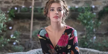 Selin Şekerci’den Hazal Kaya’ya doğum günü paylaşımı: Beni en mutlu teyze yaptın