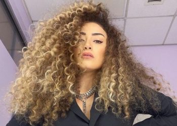 Dilan Çıtak ‘Tatlıses’ soyadını neden sildi?