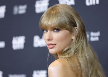 Taylor Swift son albümü 'Midnights' ile rekor kırdı