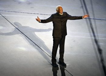 katar dünya kupası morgan freeman
