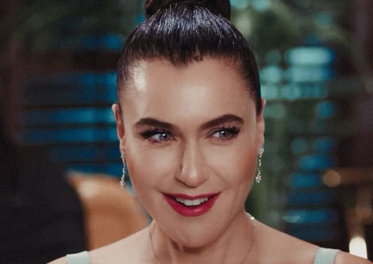 Şevval Sam'dan çöl rüzgarı!
