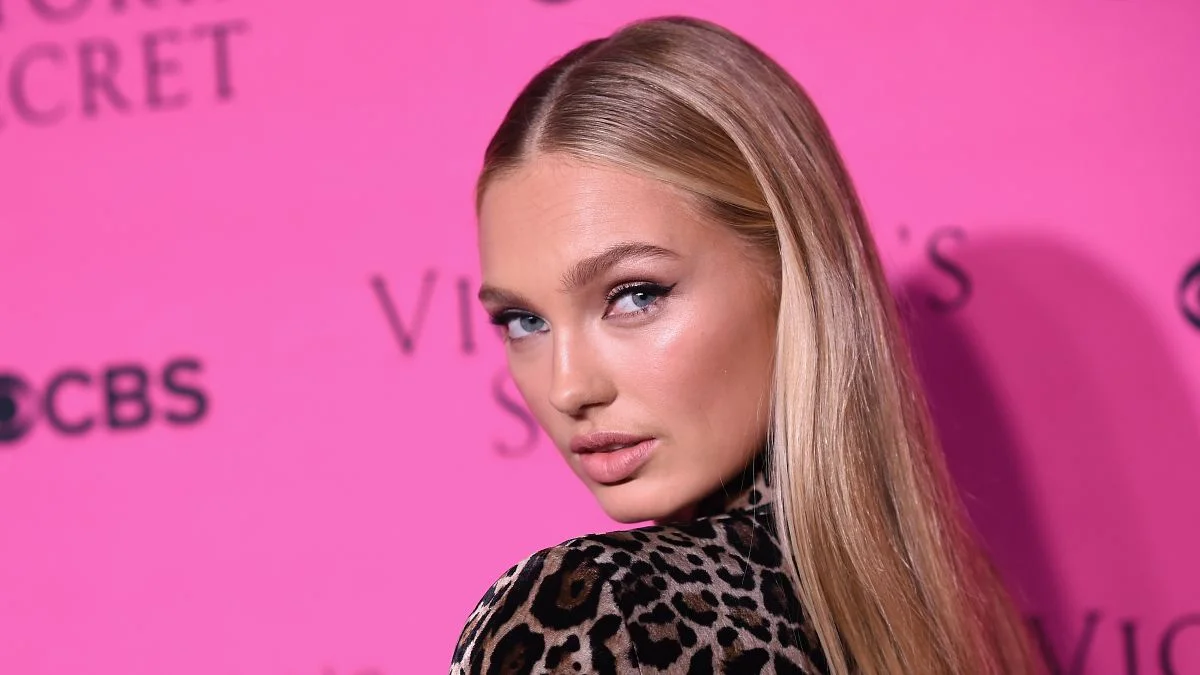 Victoria’s Secret modeli Romee Strijd ikinci defa anne oldu!