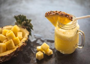 Vücudun Aranan Vitamin Deposu Ananas Suyu!