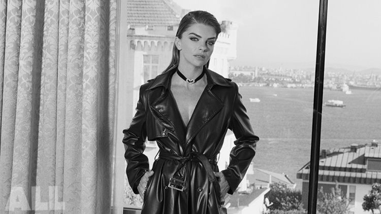 Cesur bir akışta: Pelin Karahan