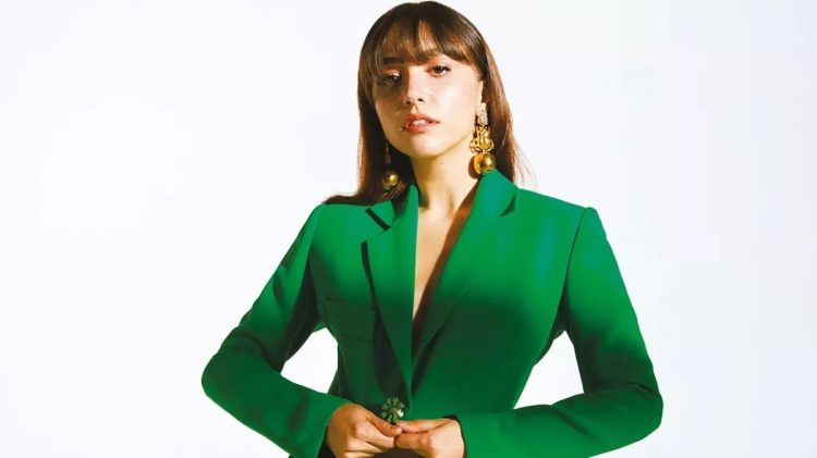 Zeynep Bastık bir gecede servet kazanacak