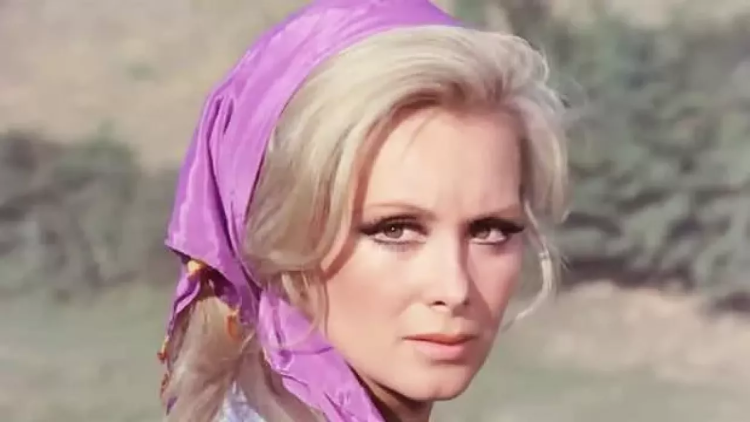 Ameliyat olan Filiz Akın son durumunu açıkladı!