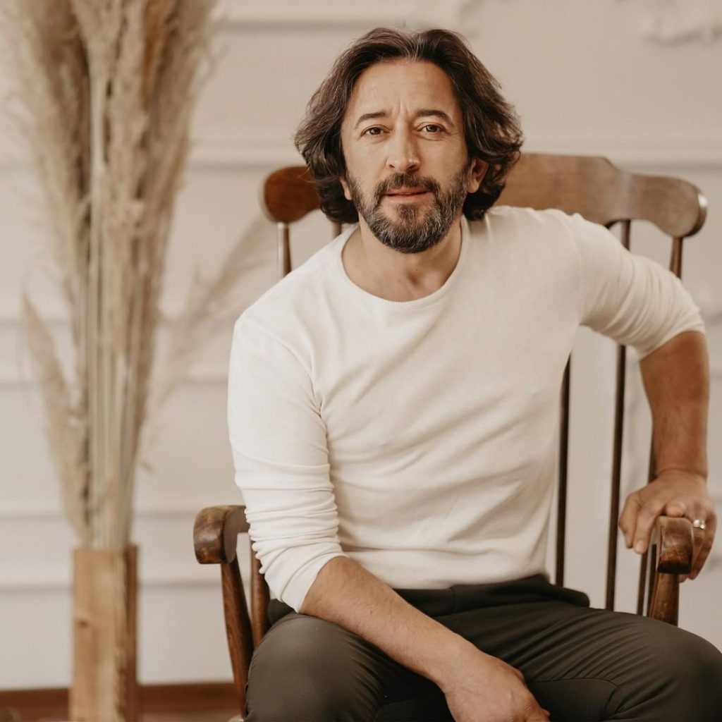 Bu yılbaşı hangi ünlüler nerede sahne alıyor - All Magazine Bu yılbaşı hangi ünlüler nerede sahne alıyor?