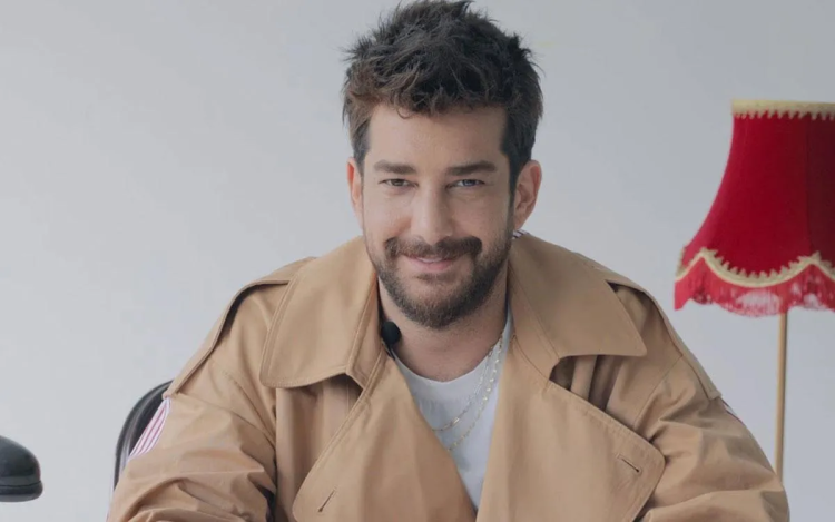 Enis Arıkan’ın rol arkadaşı ile yaptığı paylaşım gündem oldu! “Nur yüzlüm”