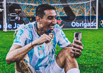 Nusret Gökçe Di Maria ile Dünya Kupası pozu verdi