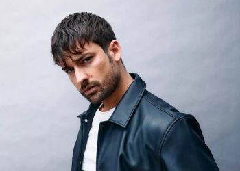 Oyuncu Alp Navruz, İlayda Alişan ile yakınlaştı mı