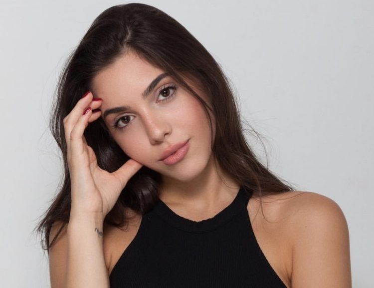 Pelin Uluksar sosyal medyada paylaştığı iddialı fotoğraflarla dikkat çekti!