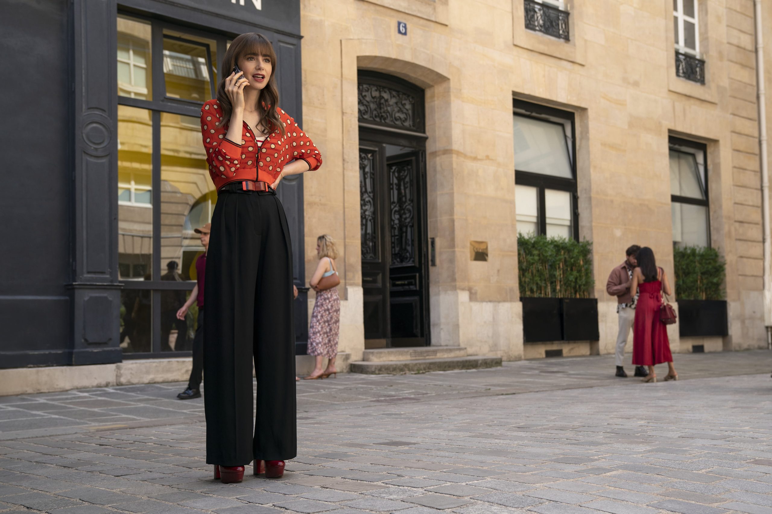 emily in paris 3 sezon stili daima cesur cansu karakuş 2