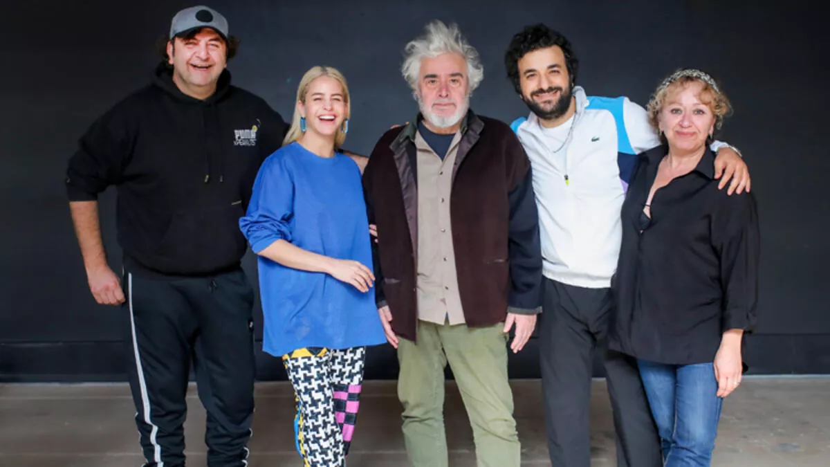 Hasan Can Kaya yapımcılığını üstlendiği kendi filmi 'Çok Aşk' hakkında konuştu